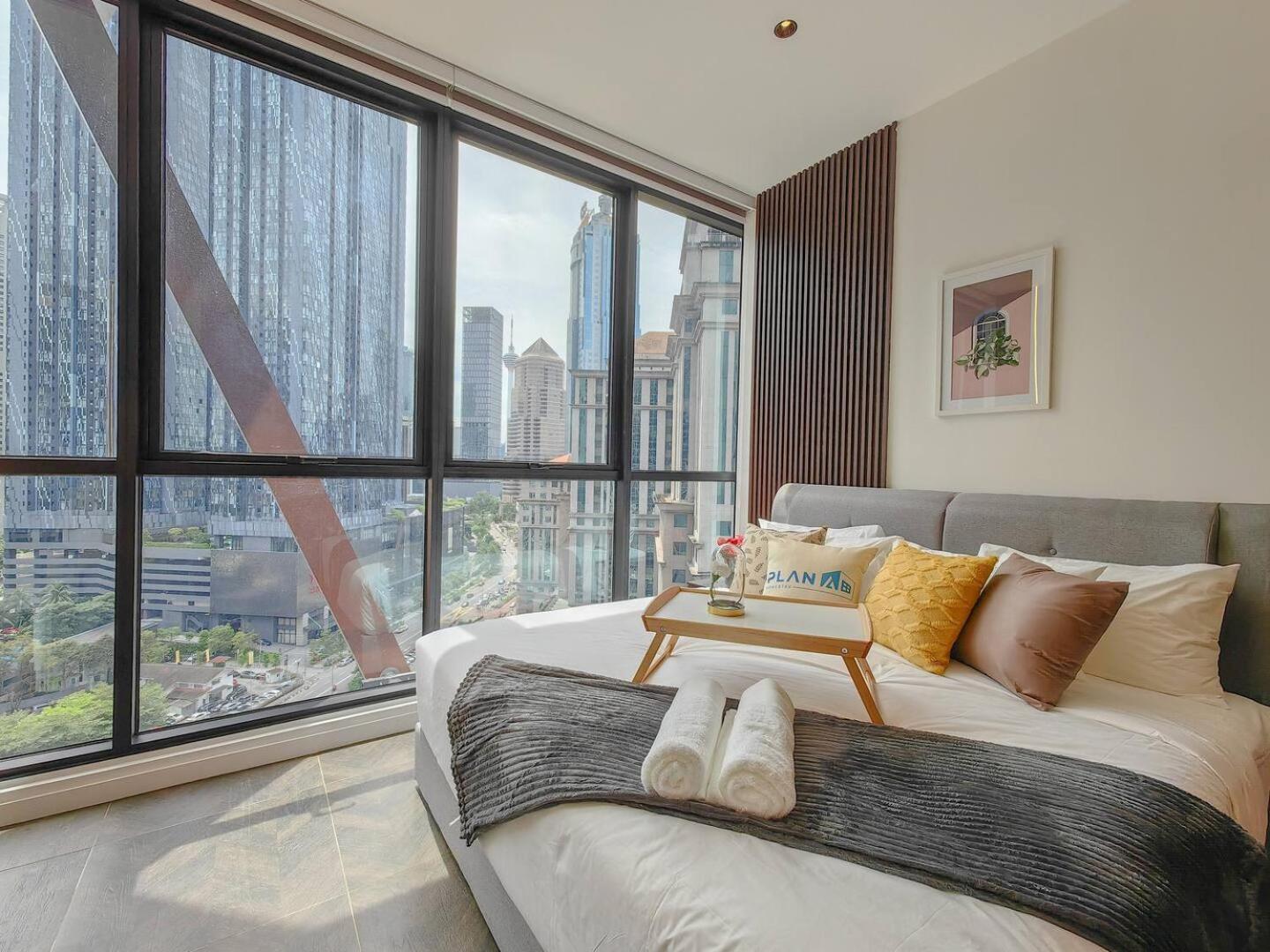 Scarletz Suites Klcc By Deko Куала-Лумпур Екстер'єр фото
